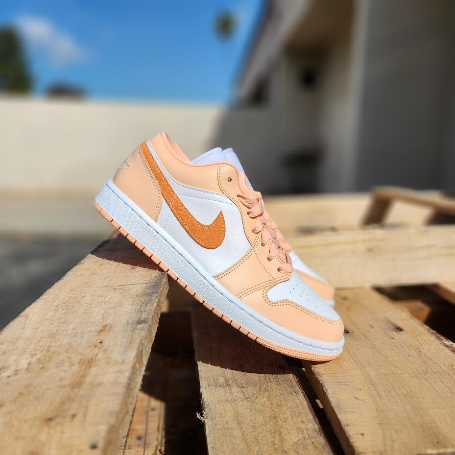 W Air Jordan 1 Low 'Sunset Haze'