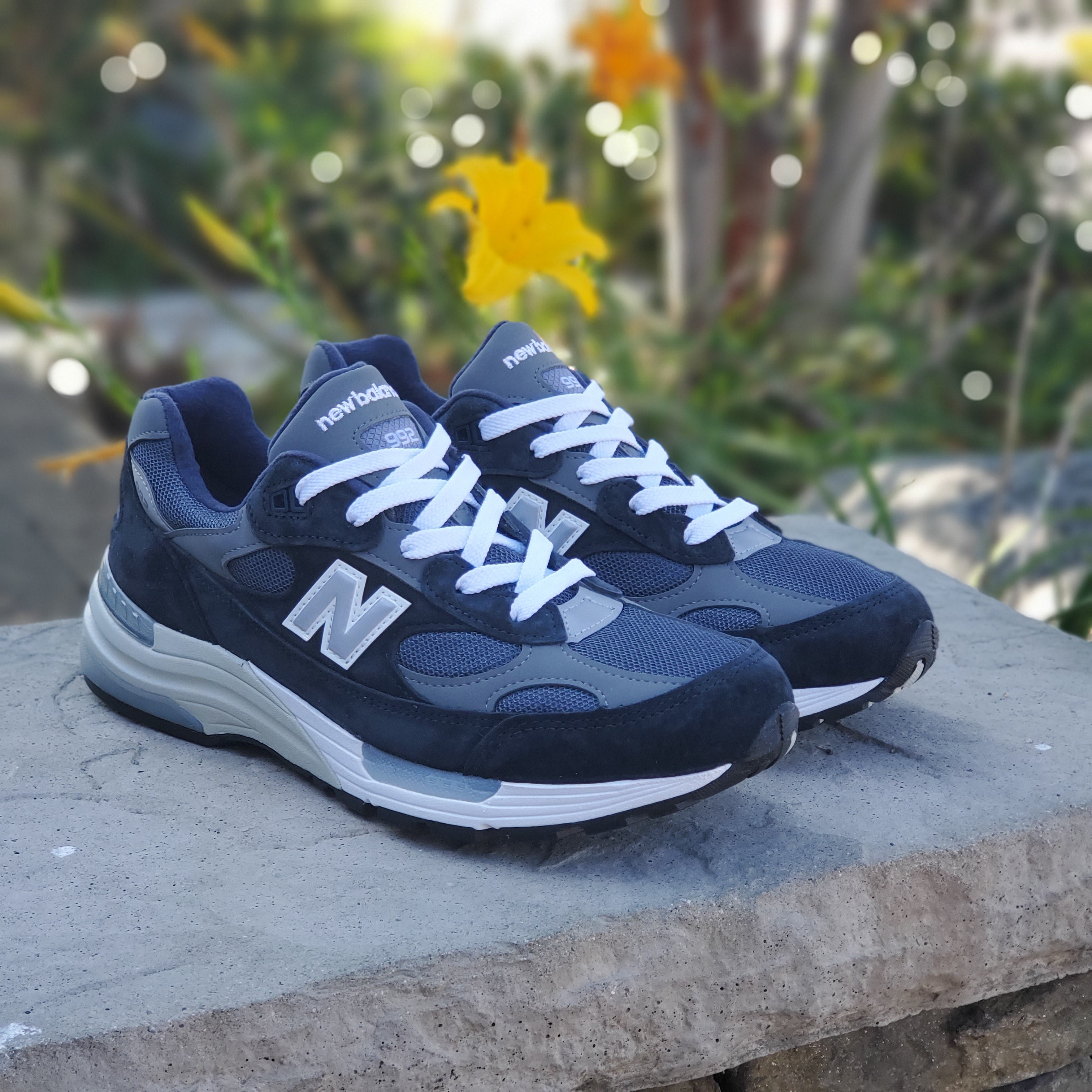 NEW BALANCE 992 MADE IN THE USA 