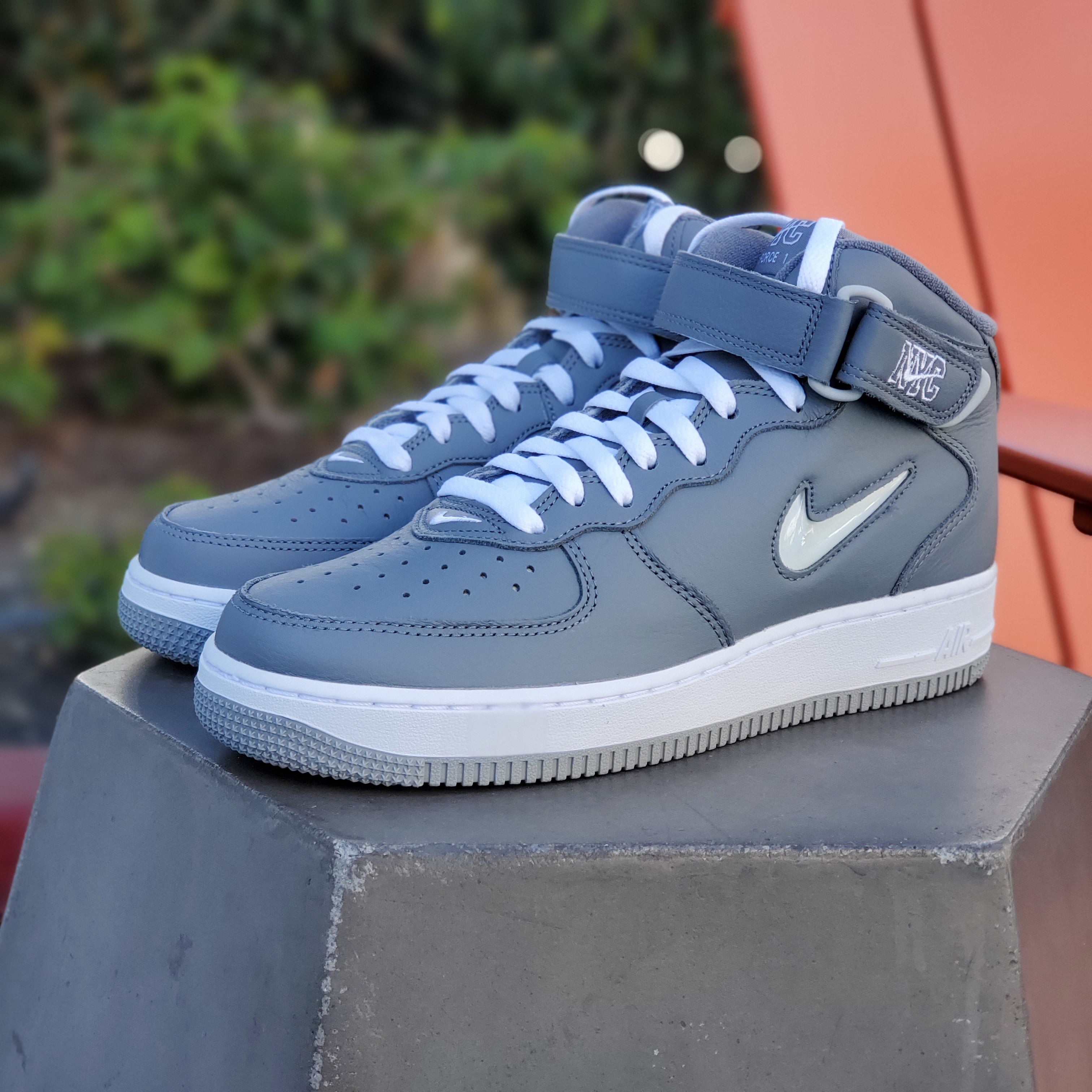 Nike Air Force 1 Mid NYC DH5622-001