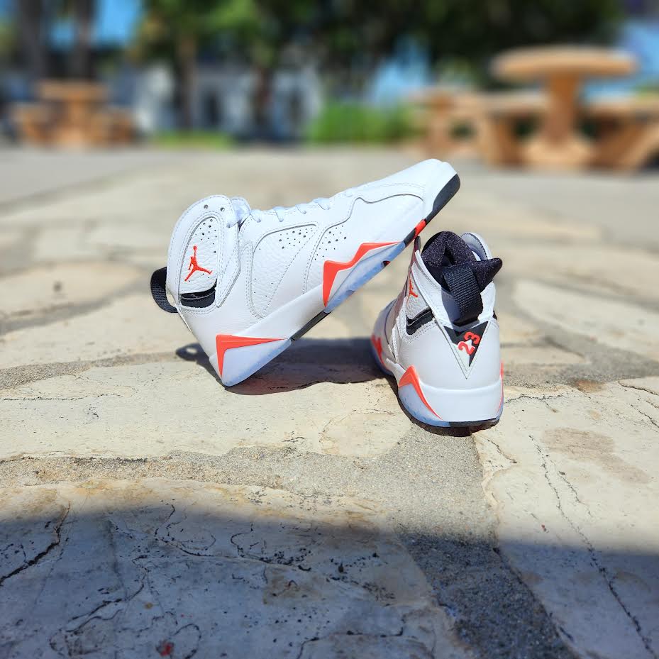 Air Jordan store Retro 7