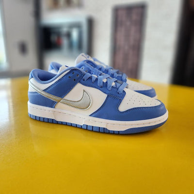 W Nike Dunk Low