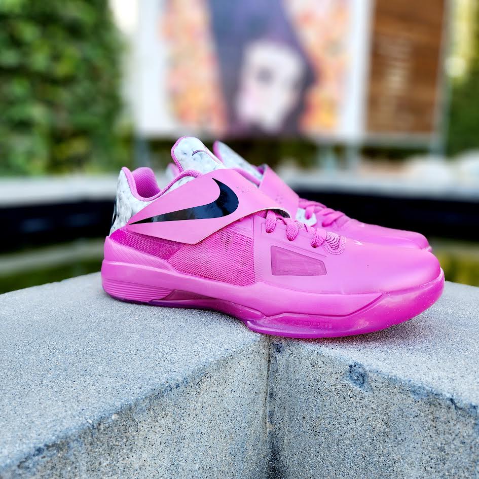 NIKE ZOOM KD IV 'AUNT PEARL'