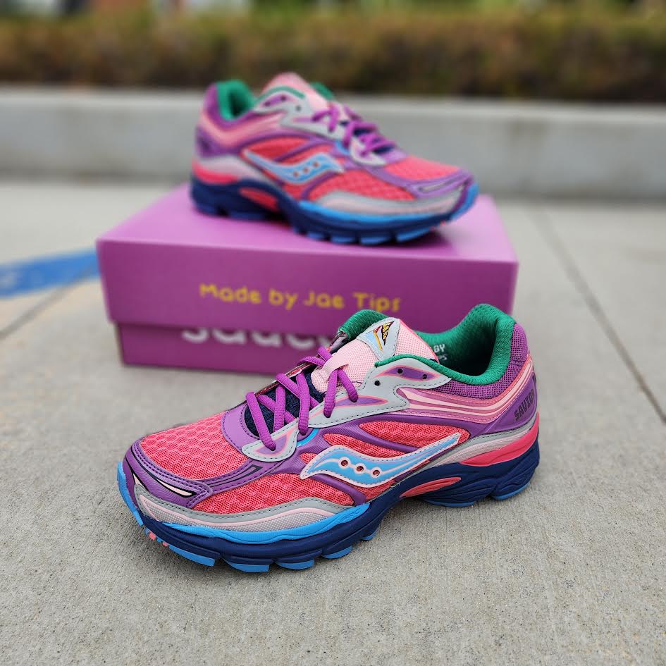 SAUCONY PROGRID OMNI 9 JAE TIPS PINK PURPLE