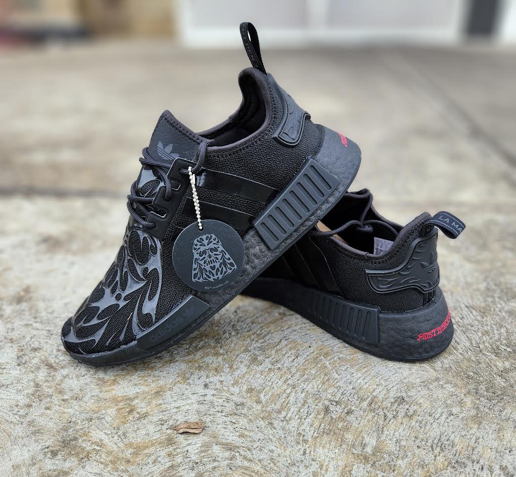 Adidas nmd shops r1 bred