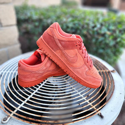 W Nike Dunk Low