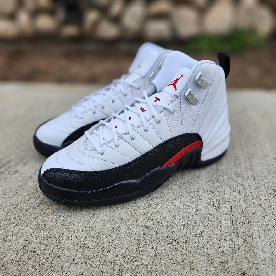 AIR JORDAN 12 RETRO sold GS 'TAXI'