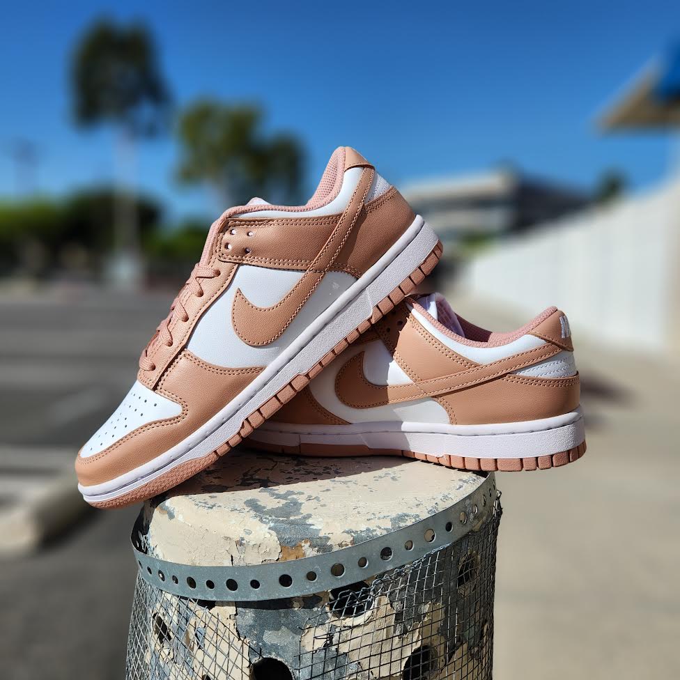 W Nike Dunk Low 'Rose Whisper'