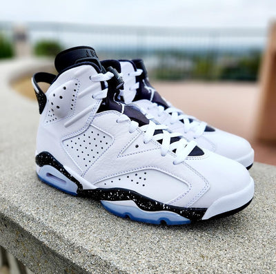 Air Jordan 6 "Reverse Oreo"