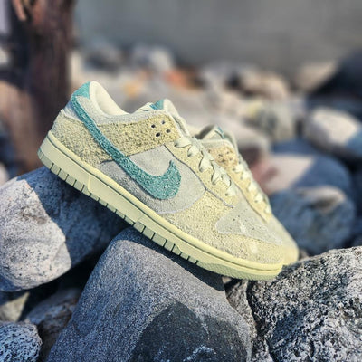 W Nike Dunk Low 'Olive Aura'