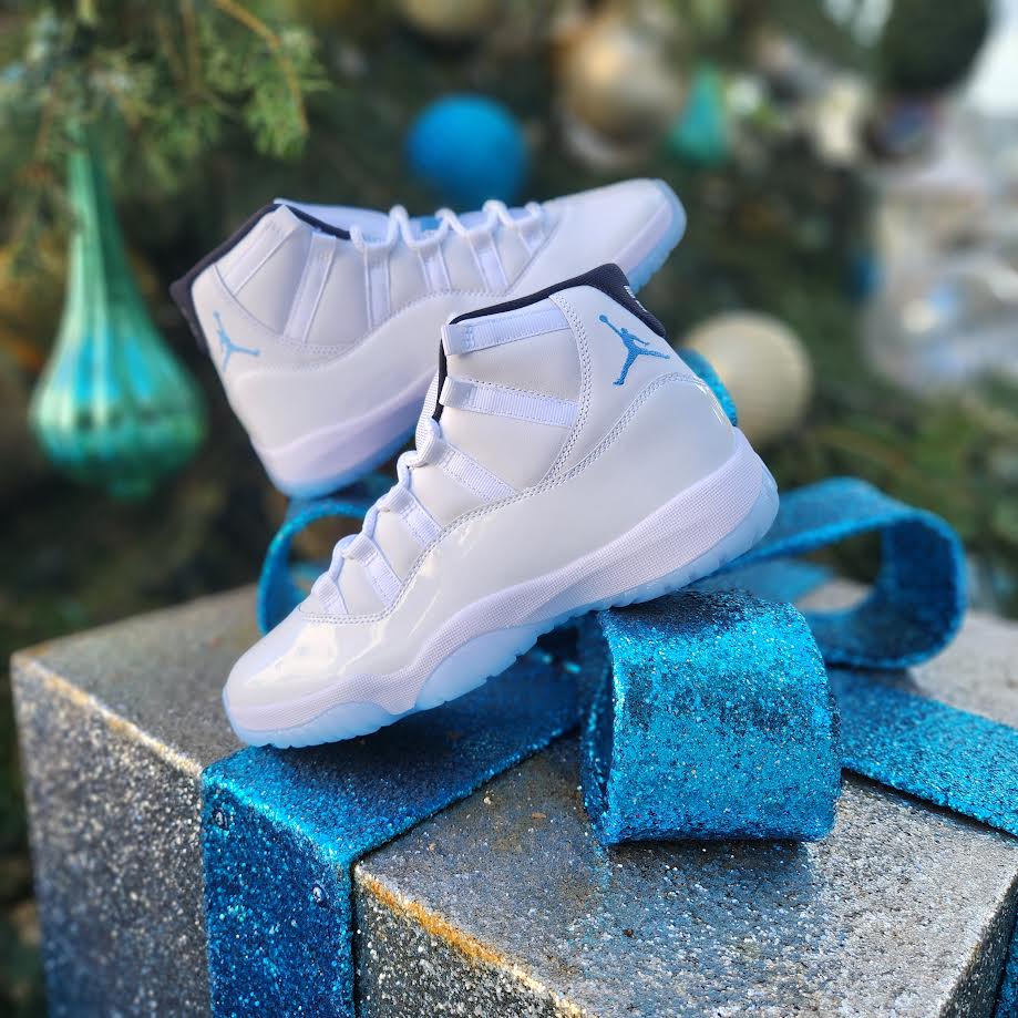 Air Jordan 11 Retro "Legend Blue"