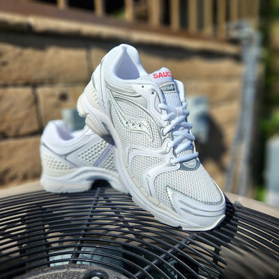 SAUCONY PROGRID TRIUMPH 4