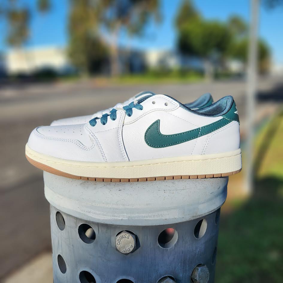 W Air Jordan 1 Low OG "Oxidized Green"