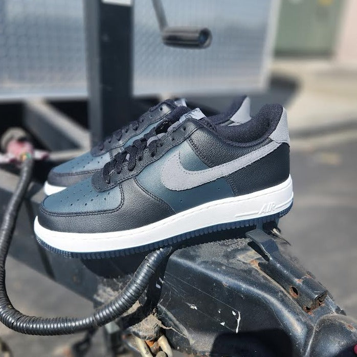 NIKE Air Force 1 '07 'SHADOW'