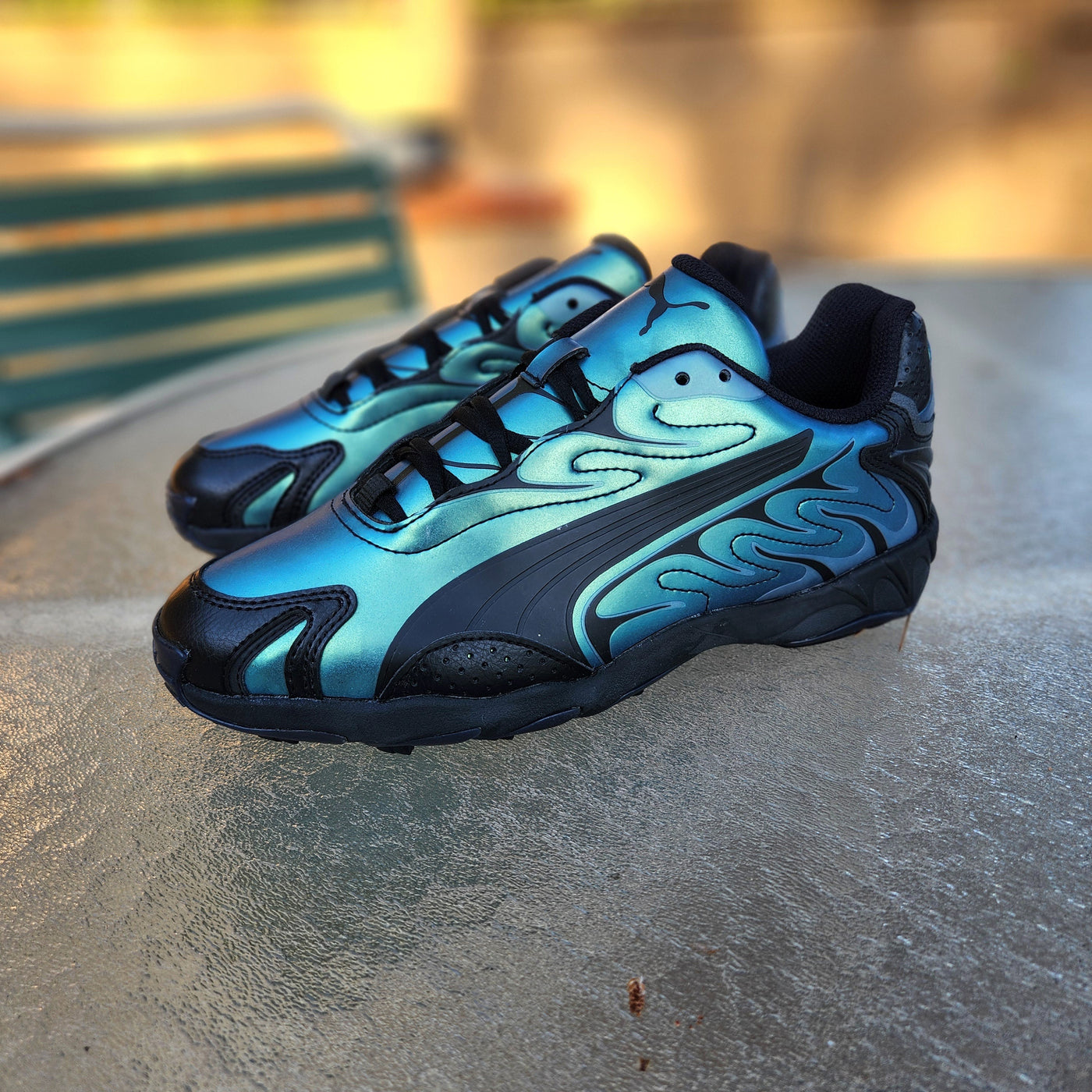 PUMA INHALE COLOR SHIFTING BLACK