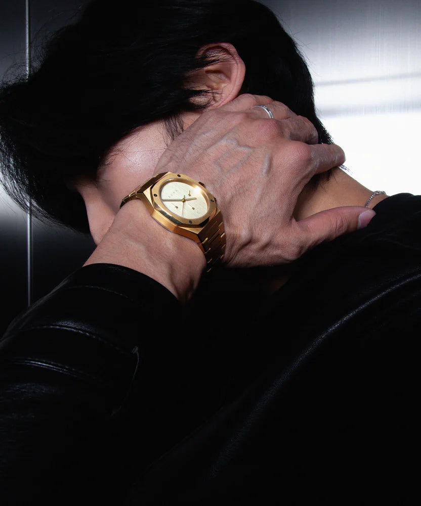 AURA WATCHES 1023 CHRONOGRAPH GOLD