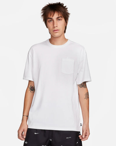 Nike Sportswear Premium Essentials Men's Pocket T-Shirt