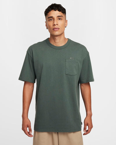 Nike Sportswear Premium Essentials Men's Pocket T-Shirt