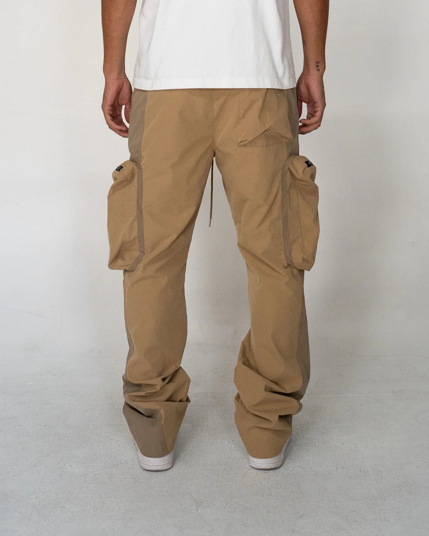 EPTM ORBIT FLARE PANTS TAN