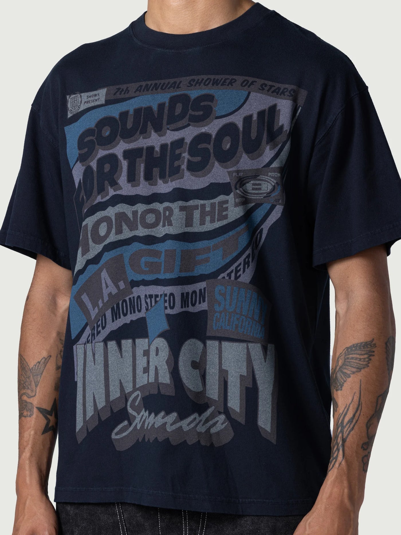 HONOR THE GIFT C-FALL SOUNDS FOR THE SOUL TEE BLACK