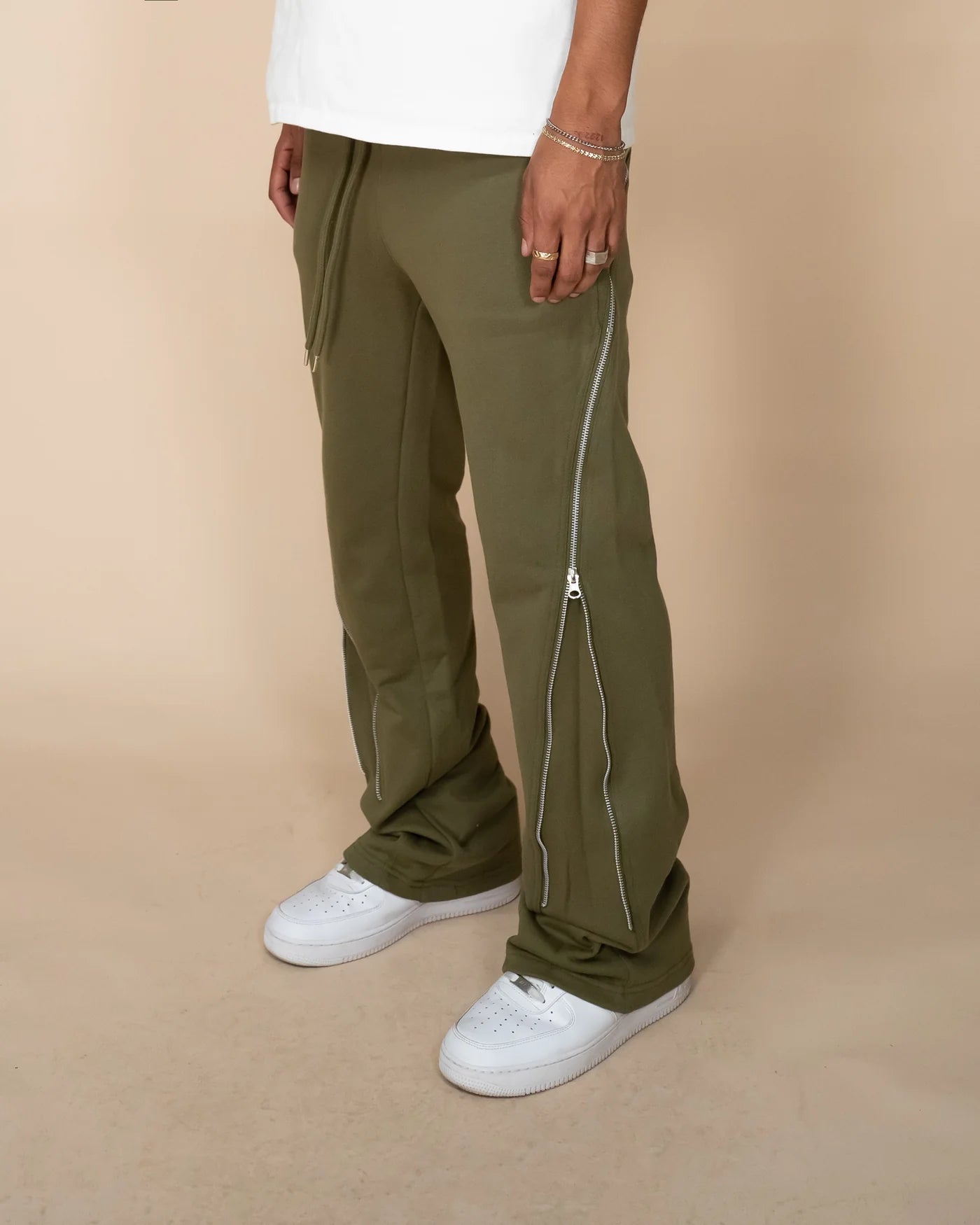 EPTM ZIP FLARED SWEATPANTS OLIVE