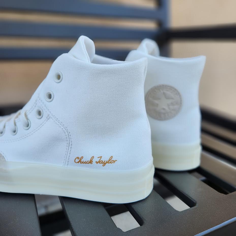 Chuck 70 Marquis Hi Sneakers in White/Ivory