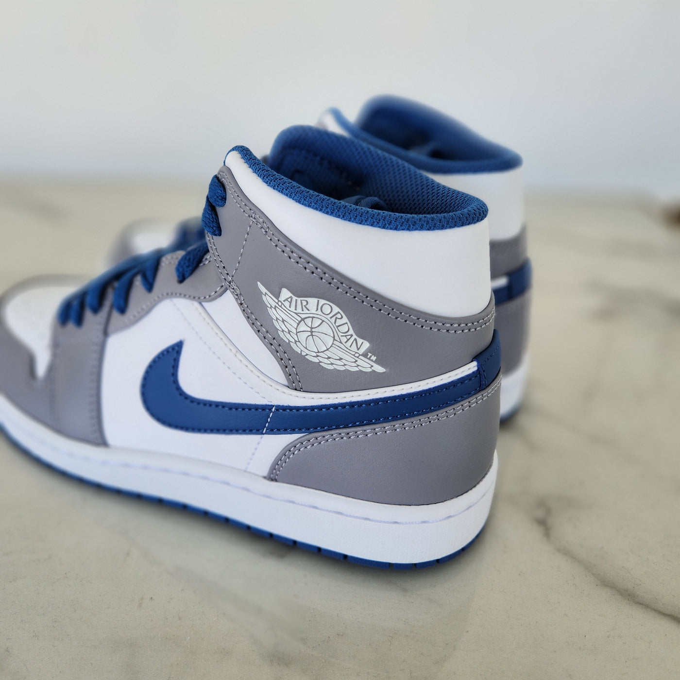 Air Jordan 1 Mid True Blue