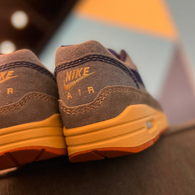 NIKE AIR MAX 1 'SAFETY ORANGE' - WMNS – Denim Exchange USA