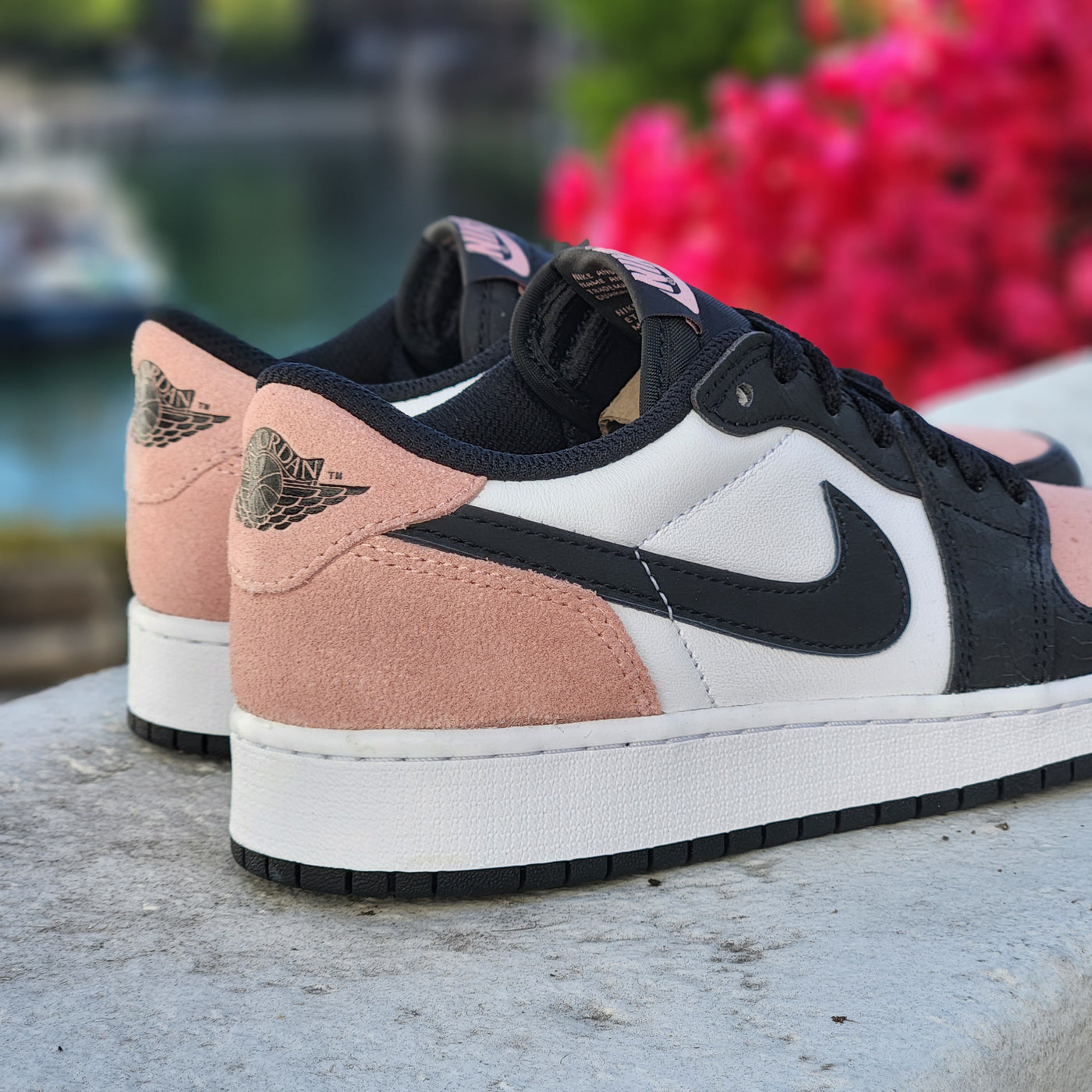 Air Jordan 1 Low OG GS Bleached Coral